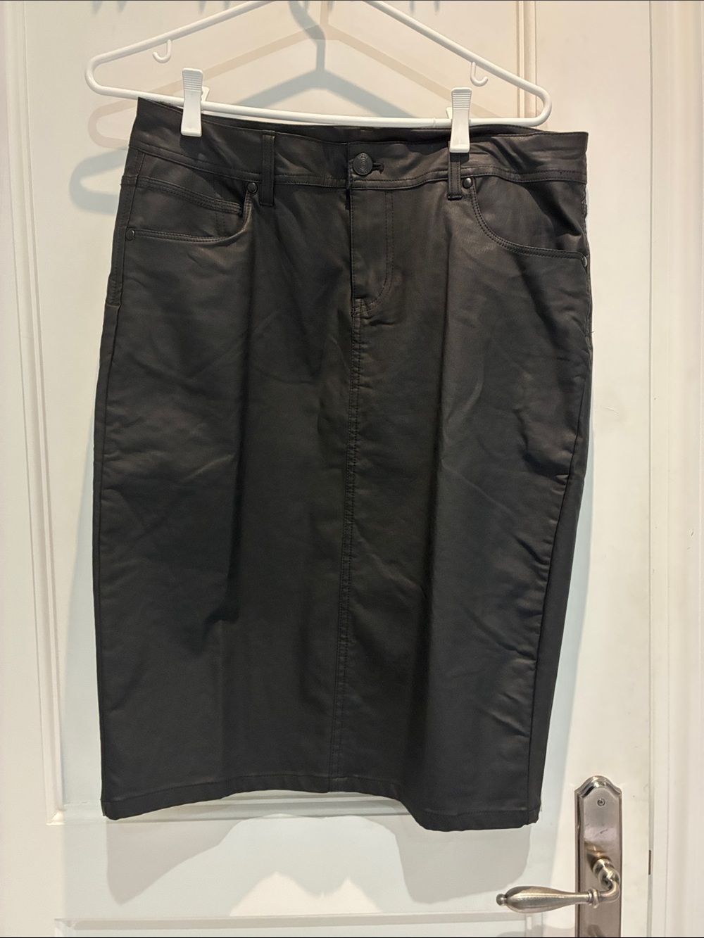 Esteez Black Coated Denim Pencil Skirt Size 10 👵MT